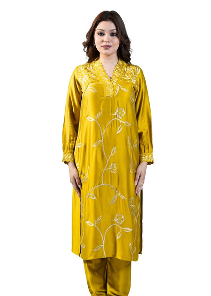 Muslin Thread Work Embroidered Kurti Set