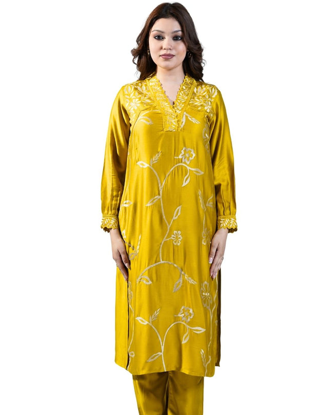 Muslin Thread Work Embroidered Kurti Set