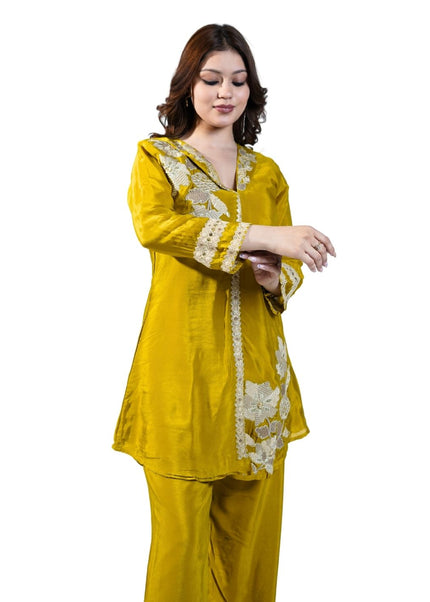 Chinnon Thread Work Coord Set