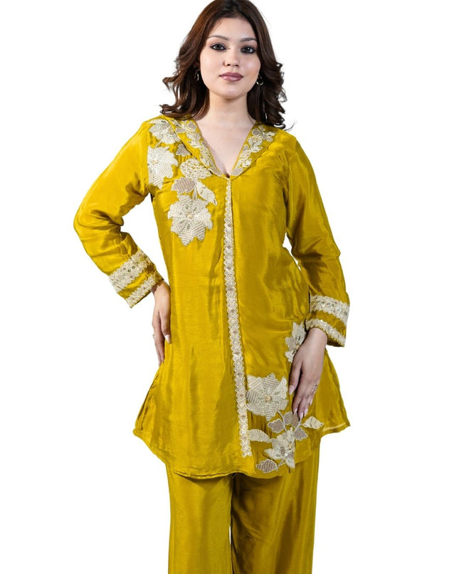 Chinnon Thread Work Coord Set