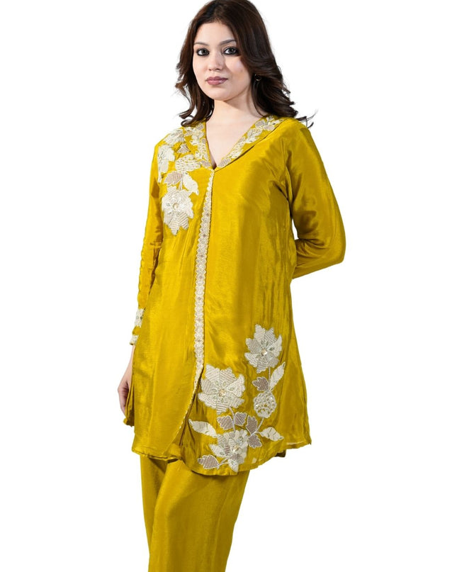 Chinnon Thread Work Coord Set